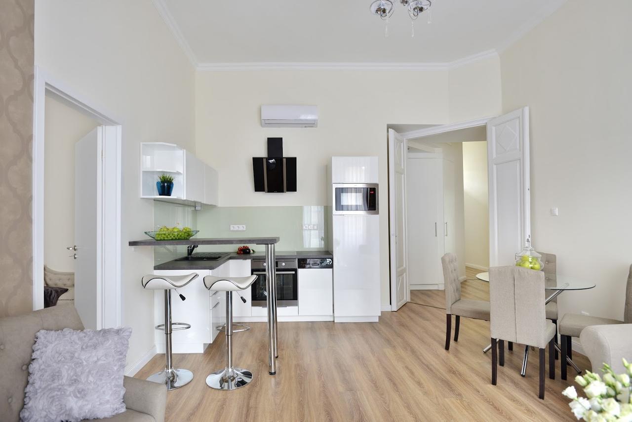 Julia Superior Apartment In The City Center. Budapest Exteriör bild